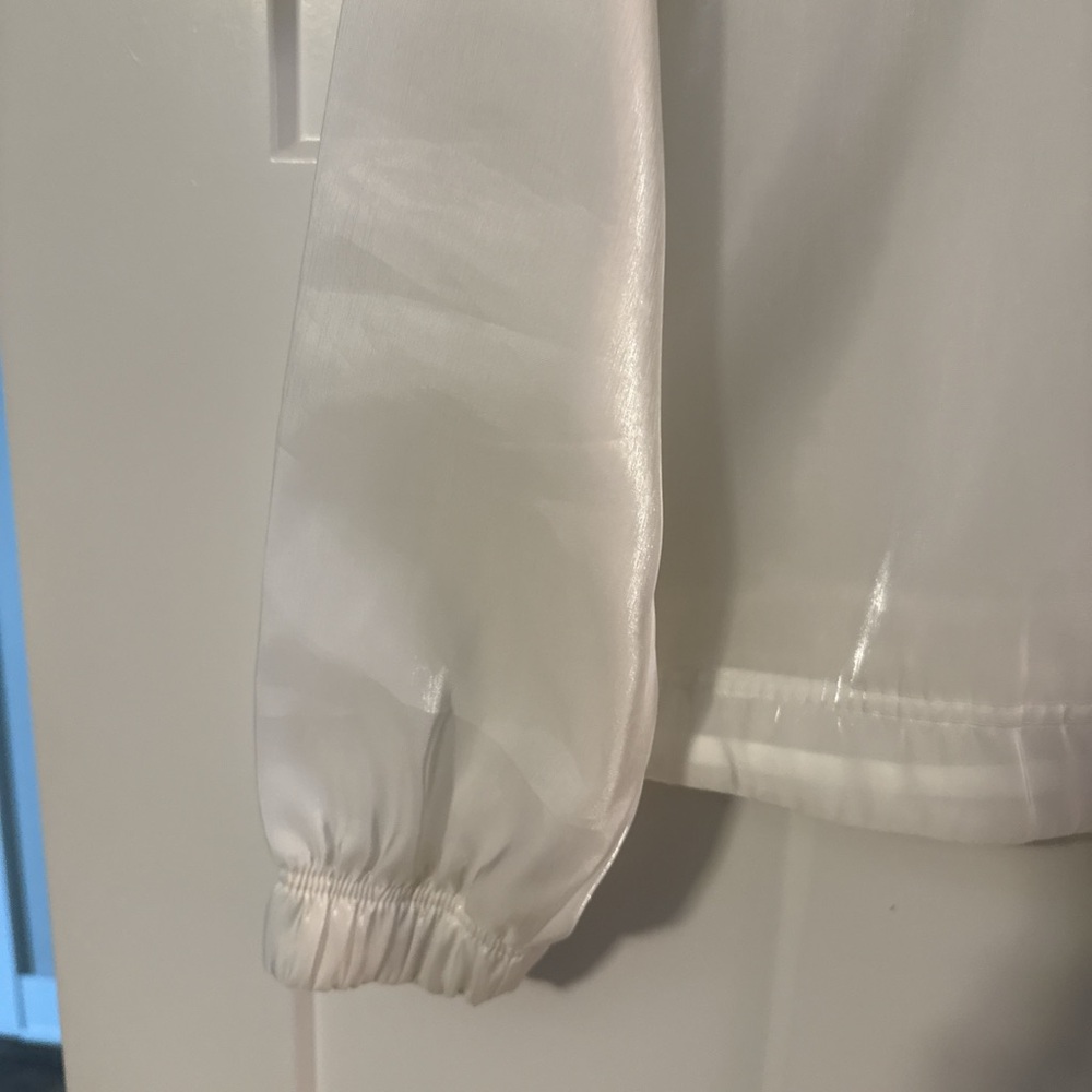 Nike Women's Translucent White Bomber Jacket - Picture 4 of 6